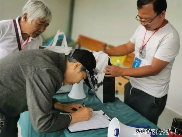 年終答卷│同享年華·康樂行，祝您安康喜樂