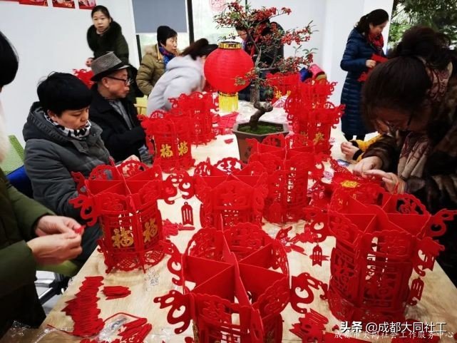 黨建引領(lǐng)丨雙小柏與你一起乘風(fēng)破浪走過的2020