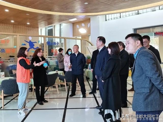 「時間銀行」市委調(diào)研進書院，時間銀行初展顏