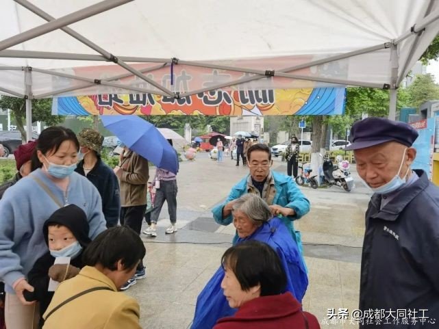 「活動(dòng)回顧」小集市，大熱鬧，書(shū)院社區(qū)“月伴集市”開(kāi)市啦