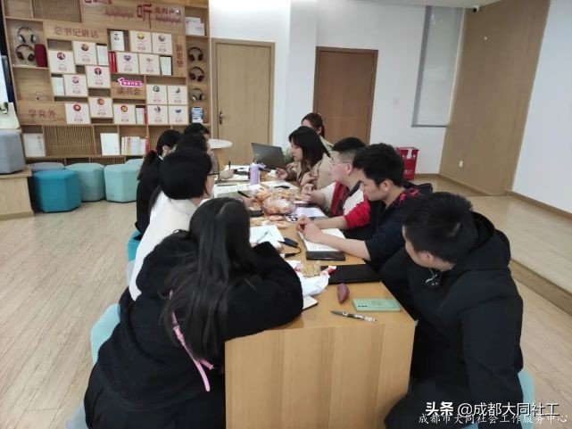 「金牛百千萬平臺(tái)月報(bào)」五月，春未盡，夏初臨