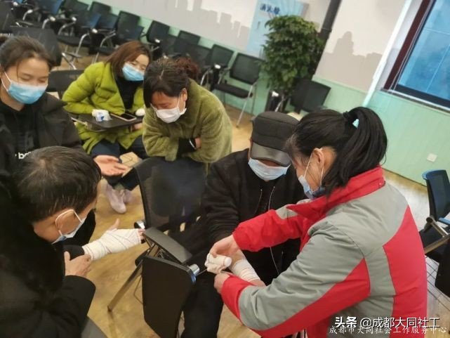 「韌性社區(qū)」應(yīng)急服務(wù)隊(duì)能力提升培訓(xùn)第二期