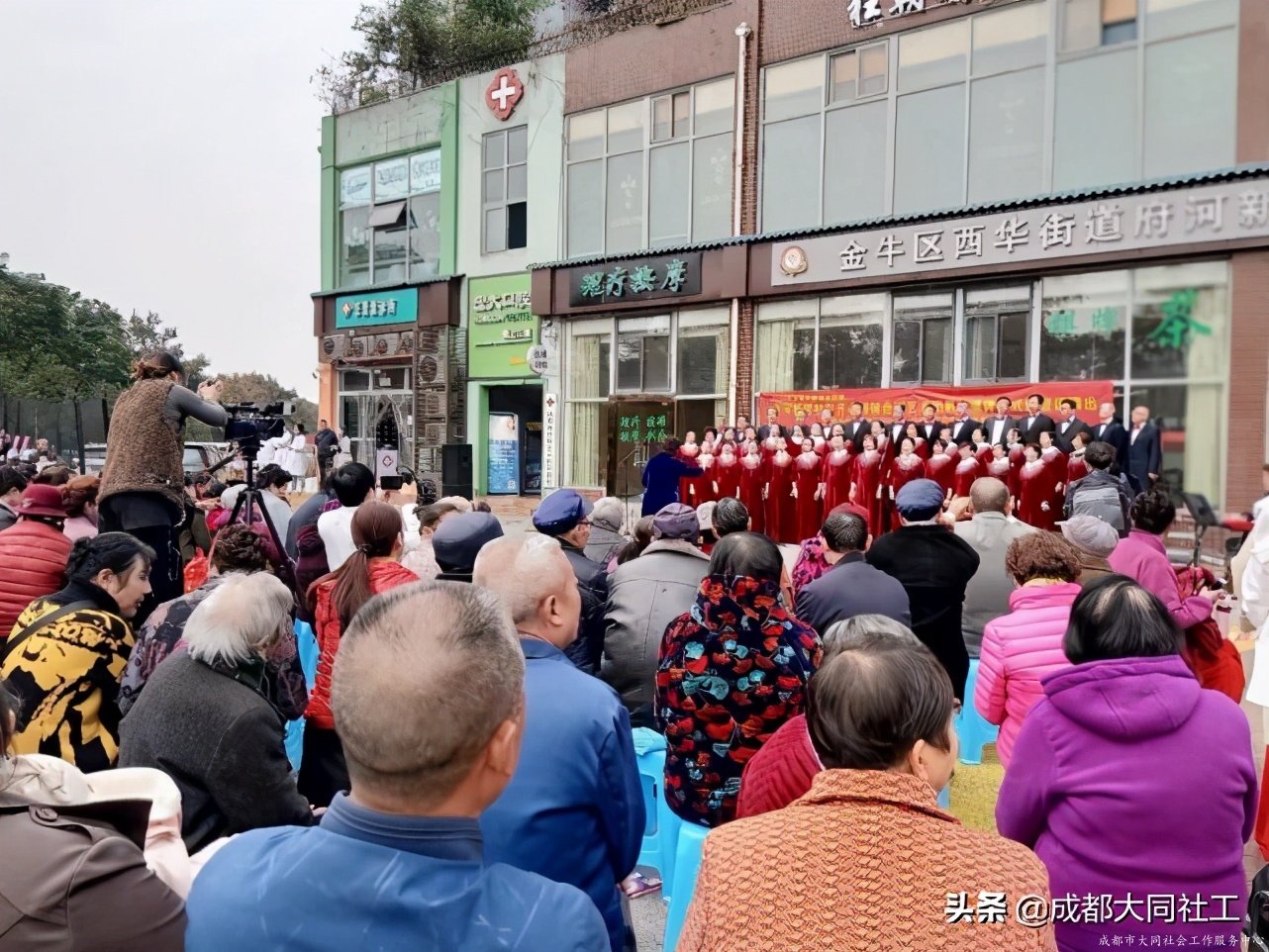 “音樂府河”社區(qū)文化場景營造-府河枼伯和合唱藝術團聯誼演出