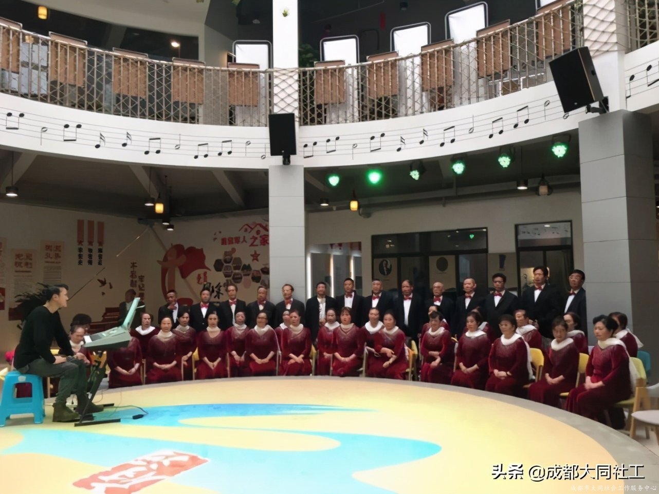 “音樂府河”社區(qū)文化場景營造-府河枼伯和合唱藝術團聯誼演出