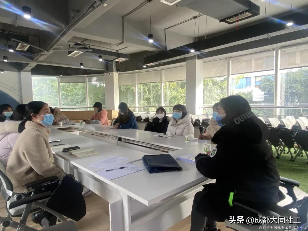 政策宣講 |九里堤街道社工站社會救助政策宣講活動