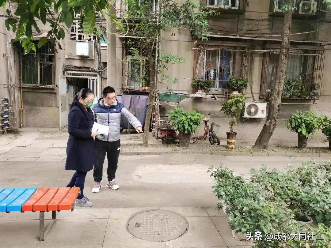 西安路、五塊石、營門口、天回鎮(zhèn)、西華開展主題院落營造創(chuàng)建指導