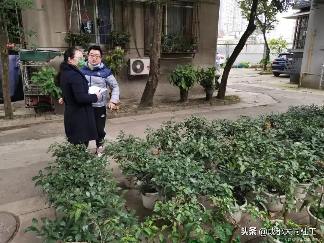 西安路、五塊石、營門口、天回鎮(zhèn)、西華開展主題院落營造創(chuàng)建指導
