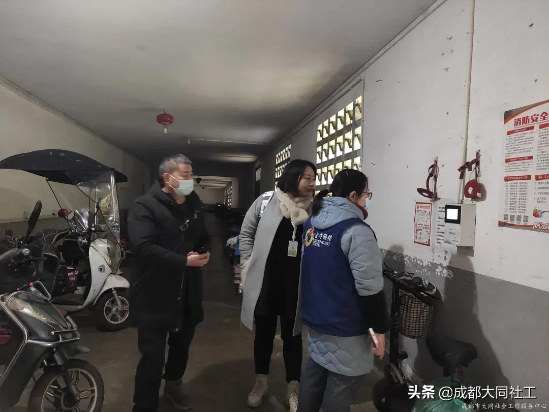 西安路、五塊石、營門口、天回鎮(zhèn)、西華開展主題院落營造創(chuàng)建指導
