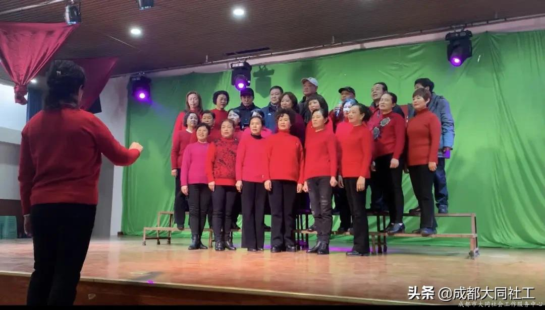 興瓦社區(qū)“迎新春 慶元旦”文藝演出